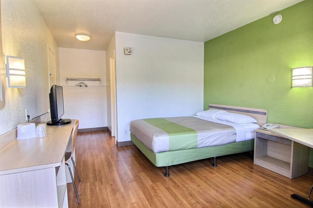Motel 6-Austin, Tx - Airport - South المظهر الخارجي الصورة